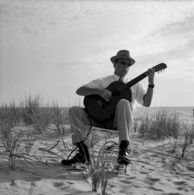 Neil Dixon Smith | Chicago, IL | Classical Guitar | Photo #11
