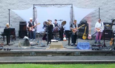The Chain | Pittsburgh, PA | Fleetwood Mac Tribute Band | Photo #8