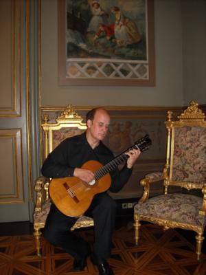 Jose Lezcano | Keene, NH | Classical Guitar | Photo #13