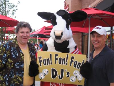 Fun Fun Fun DJ's + Trivia Showdown Game Show | Frankfort, IL | Event DJ | Photo #18