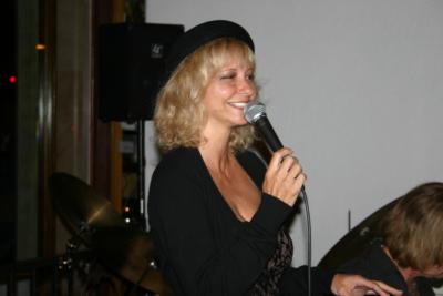 Cynthia Speer Vocalist | Beverly Hills, CA | Singer | Photo #12