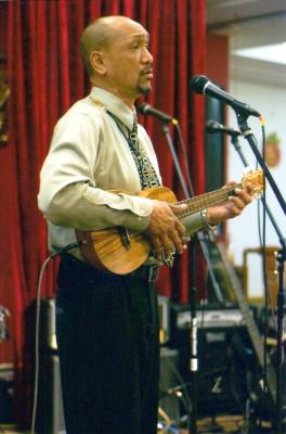 Music By Elias | Seattle, WA | Ukulele | Photo #3