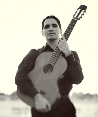 Tavi Jinariu, Los Angeles Classical Guitarist | Los Angeles, CA | Classical Guitar | Photo #8