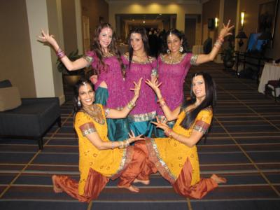 Lunasha Bollywood Dance Company | Los Angeles, CA | Bollywood Dancer | Photo #19