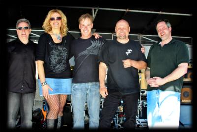 Sixfoot Blonde Band | Westerville, OH | Cover Band | Photo #2