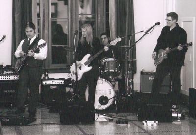 4 outta 5 | Seattle, WA | Classic Rock Band | Photo #15