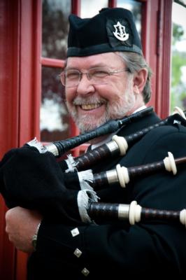 Randy Arent-Denver Bagpiper's Main Photo