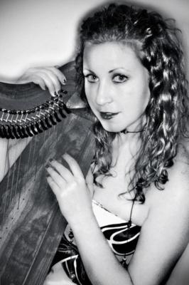 Deidre Moore | Los Angeles, CA | Harp | Photo #4