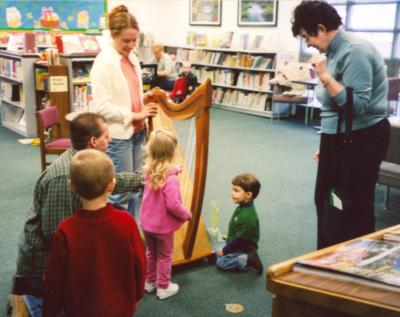 Shelley Otis | Bristol, RI | Harp | Photo #5