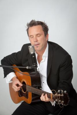 Robert Cunningham- Best New Guitar/Vocalist! | Chicago, IL | Acoustic Guitar | Photo #10