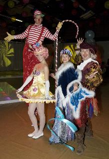 Way 2 Much Entertainment  | Burbank, CA | Juggler | Photo #22