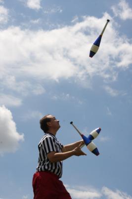 Mr G Juggler & Thea the Clown Entertainment | Oswego, IL | Juggler | Photo #11