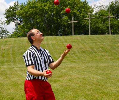 Mr G Juggler & Thea the Clown Entertainment | Oswego, IL | Juggler | Photo #2