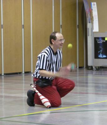 Mr G Juggler & Thea the Clown Entertainment | Oswego, IL | Juggler | Photo #3