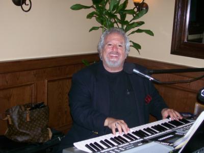 MARK CUTTLER  PIANO/KEYBOARDS/VOCALS | Delray Beach, FL | One Man Band | Photo #6