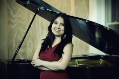 Carolina Calvache's Main Photo