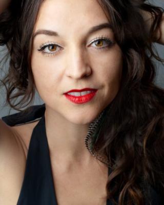 Diana Hickman's Main Photo