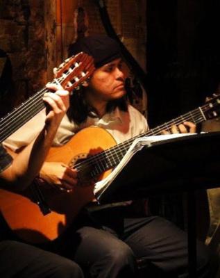 Cristian Perez | Fairfax, VA | Classical Guitar | Photo #5