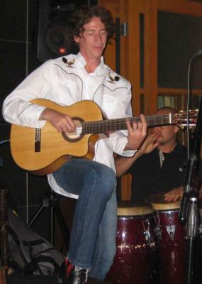 Lliam Christy | Saint Louis, MO | Flamenco Guitar | Photo #4