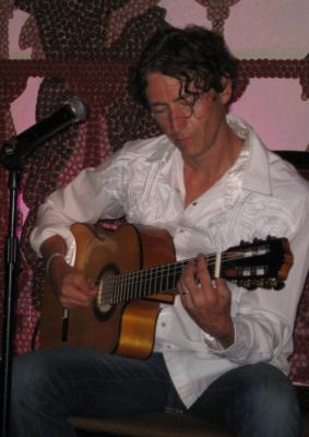 Lliam Christy | Saint Louis, MO | Flamenco Guitar | Photo #2