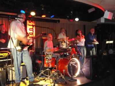 Stormy (the Band) | Baton Rouge, LA | Cover Band | Photo #9