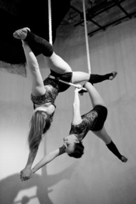 Airly Acrobatics | Boston, MA | Trapeze Artist | Photo #3
