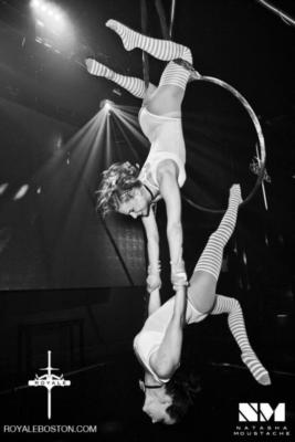 Airly Acrobatics | Boston, MA | Trapeze Artist | Photo #8