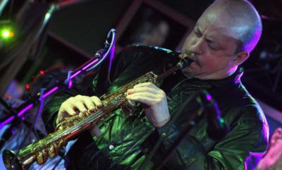 Byron In Motion | West Bloomfield, MI | Variety Band | Photo #4