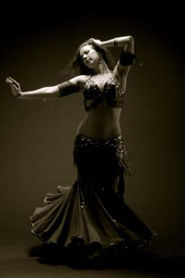 Bellydance With Henna | Portland, OR | Belly Dancer | Photo #2