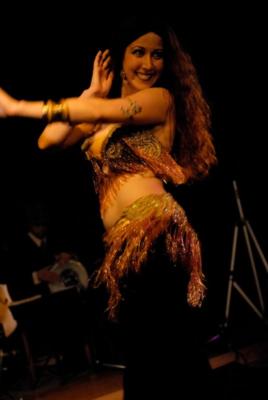 Bellydance With Henna | Portland, OR | Belly Dancer | Photo #4