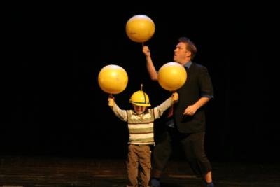 Greg Frisbee: Comedy Juggler & Variety | Santa Cruz, CA | Juggler | Photo #9