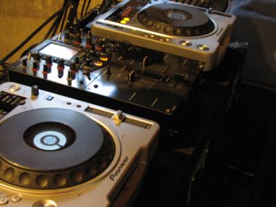 T.C. Production Disc Jockey Service | South Holland, IL | DJ | Photo #4