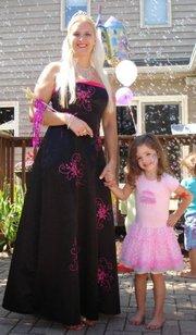Balloons And More Fun | Chicago, IL | Singing Telegram | Photo #12