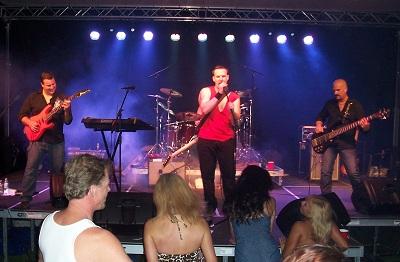 Daze On The Green's Main Photo