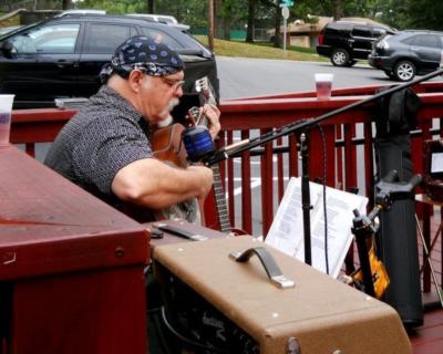 Bob Thomason | Sautee Nacoochee, GA | Acoustic Guitar | Photo #3