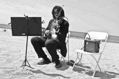 Tamboura Baptiste | Sun Valley, CA | Classical Violin | Photo #4