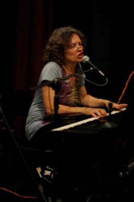 Folksoul Music Bands--Tattoo And The Folksoul Band | Greenfield, NH | Roots Band | Photo #5