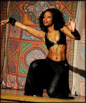 Ebony - Traditional and Hip Hop Fusion Belly Dance | Washington, DC | Belly Dancer | Photo #9