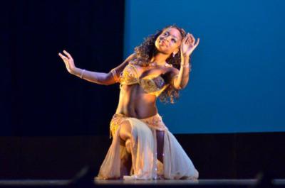 Ebony - Traditional and Hip Hop Fusion Belly Dance | Washington, DC | Belly Dancer | Photo #10