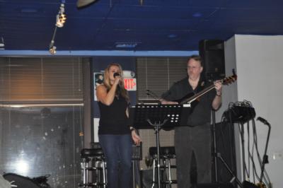 Suzy Estrada | Annapolis, MD | Acoustic Duo | Photo #17