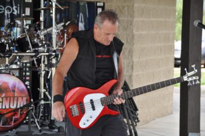 One Ping Only Band | Fontana, WI | Cover Band | Photo #3