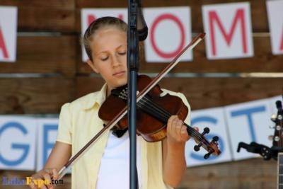 The Farnum Family | Galena, MO | Variety Band | Photo #7