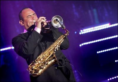 Johnny Holliday | Fort Worth, TX | Jazz One Man Band | Photo #2
