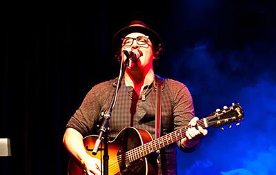Roem Baur | San Francisco, CA | Acoustic Guitar | Photo #9