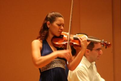 Yennifer Correia- Violinist | Memphis, TN | Classical Violin | Photo #4