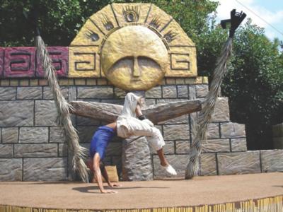 OMA Entertainment Inc. | San Antonio, TX | Circus Act | Photo #4