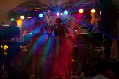 Happy Hour Tanz-/party-/stimmungsband | Beverly Hills, CA | German Band | Photo #5