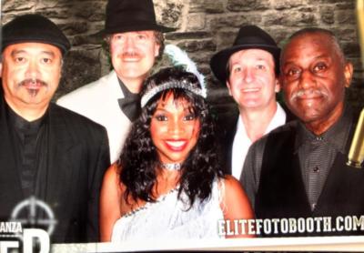 Ed Mays Groove Kitchen | Seattle, WA | Cover Band | Photo #5