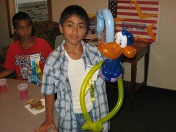 Kidney Impressions | Knoxville, TN | Balloon Twister | Photo #9