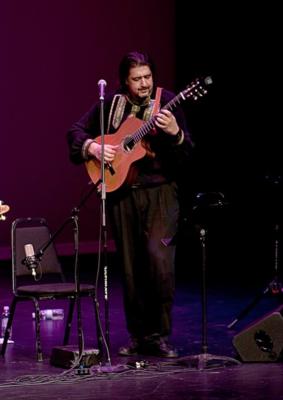 Alex Gorodezky | Raleigh, NC | Acoustic Guitar | Photo #7